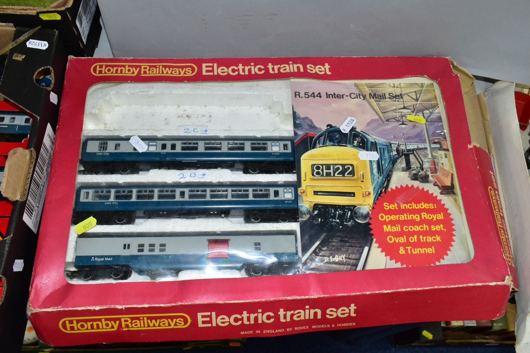 A BOXED TRI-ANG HORNBY OO GAUGE FREIGHTMASTER SET, No.,R5651, appears complete with class 31 - Image 2 of 5