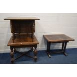 AN EARLY 20TH CENTURY OAK DRAW LEAF TABLE on a cross stretcher base, extended length 151cm x depth