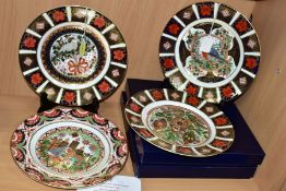 FOUR ROYAL CROWN DERBY LIMITED EDITION CHRISTMAS PLATES, 1992 (860/2000), 1993 (782/2500), 1994 (