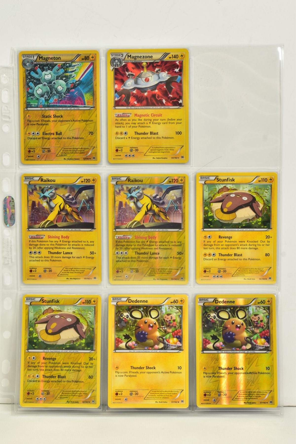 A COLLECTION OF ASSORTED POKEMON CARDS, to include complete master sets of XY Breakpoint, XY Roaring - Image 13 of 108