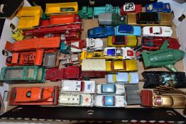 A QUANTITY OF UNBOXED AND ASSORTED PLAYWORN DIECAST VEHICLES, to include Corgi Toys James Bond