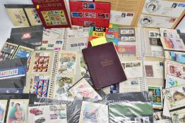 A COLLECTION OF GB PRESENTATION PACKS of First Day Covers from 1970's, together with Worldwide