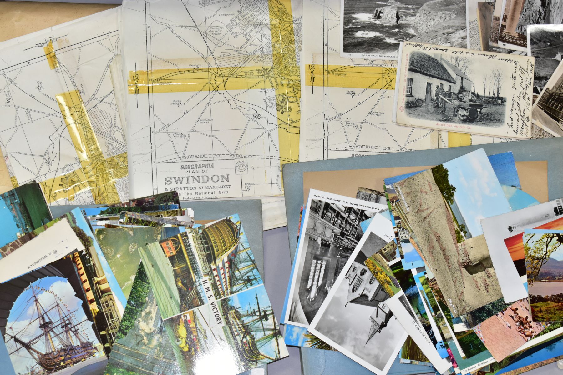 POSTCARDS, one box containing several hundred, mainly modern mid 20th Century, postcards from UK, - Image 2 of 13