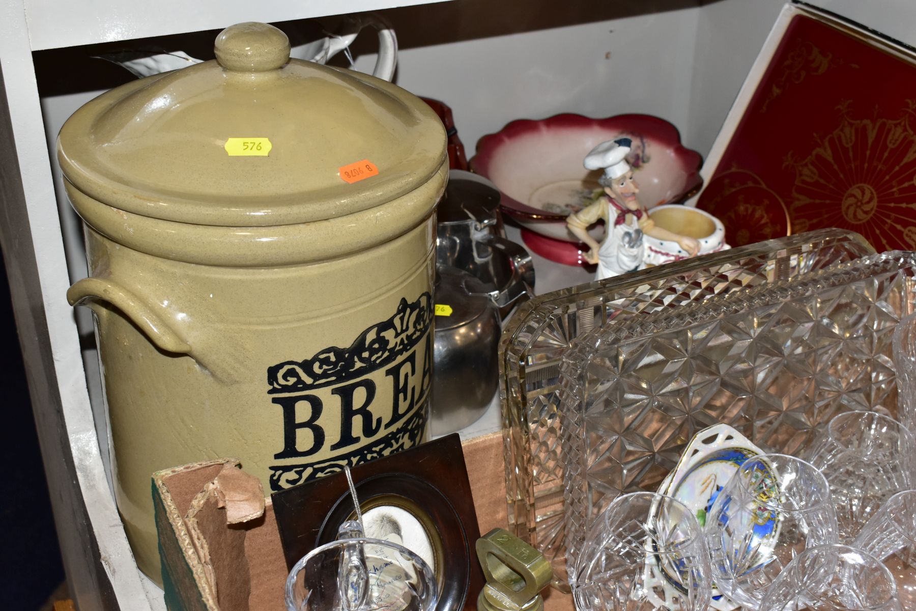 A BOX AND LOOSE SUNDRY ITEMS to include two cut glass decanters, no chips or cracks but some - Image 5 of 6