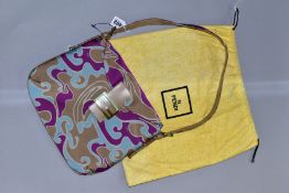 A LADIES FENDI PUCCI STYLE FABRIC LADIES HANDBAG, with a scrolled pattern in purple, blue and tan,