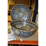 A LATE 19TH CENTURY CANTONESE FAMILLE ROSE CIRCULAR DISH AND MATCHING BOWL FROM A SERVICE MADE FOR