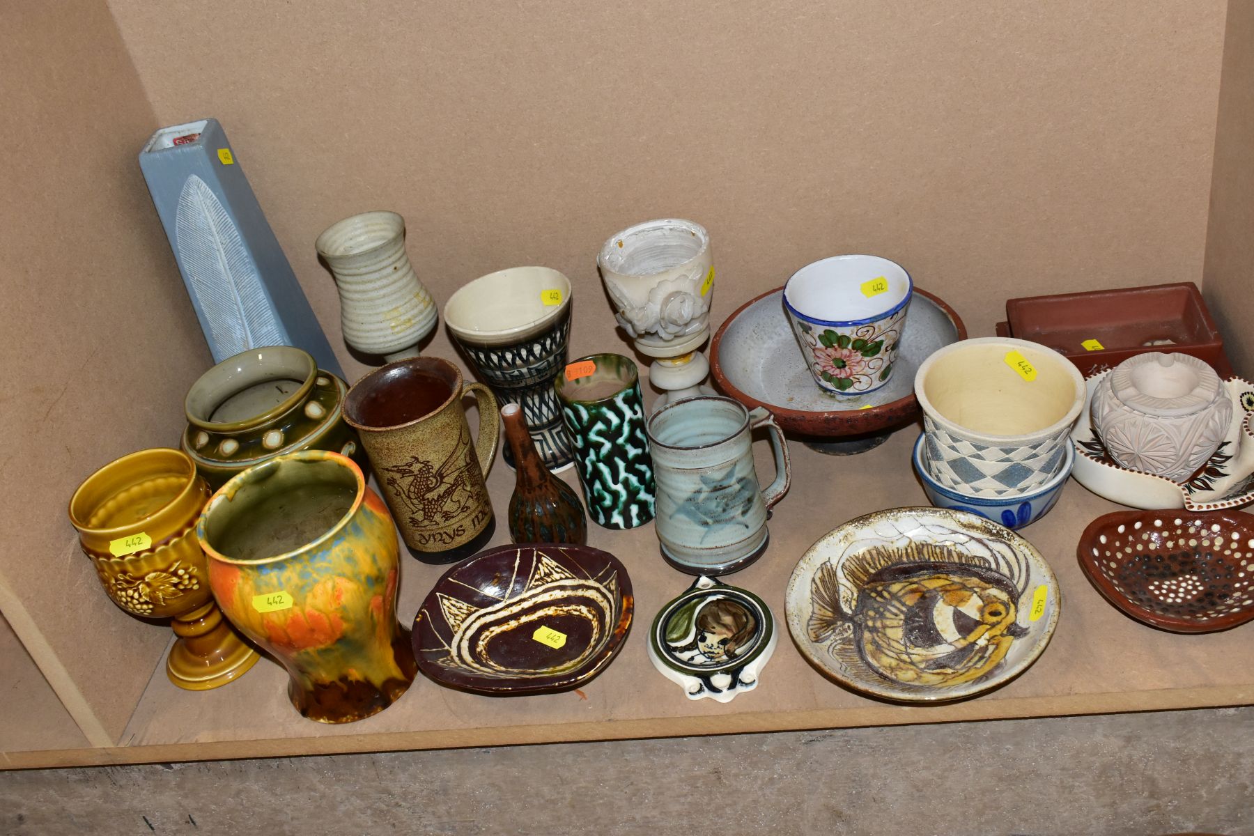 A QUANTITY OF STUDIO AND OTHER 20TH CENTURY POTTERY, including a number of pieces of Jersey Pottery, - Image 12 of 18