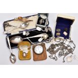 AN ASSORTED SELECTION OF SILVER AND WHITE METAL ITEMS, to include a cased silver christening spoon