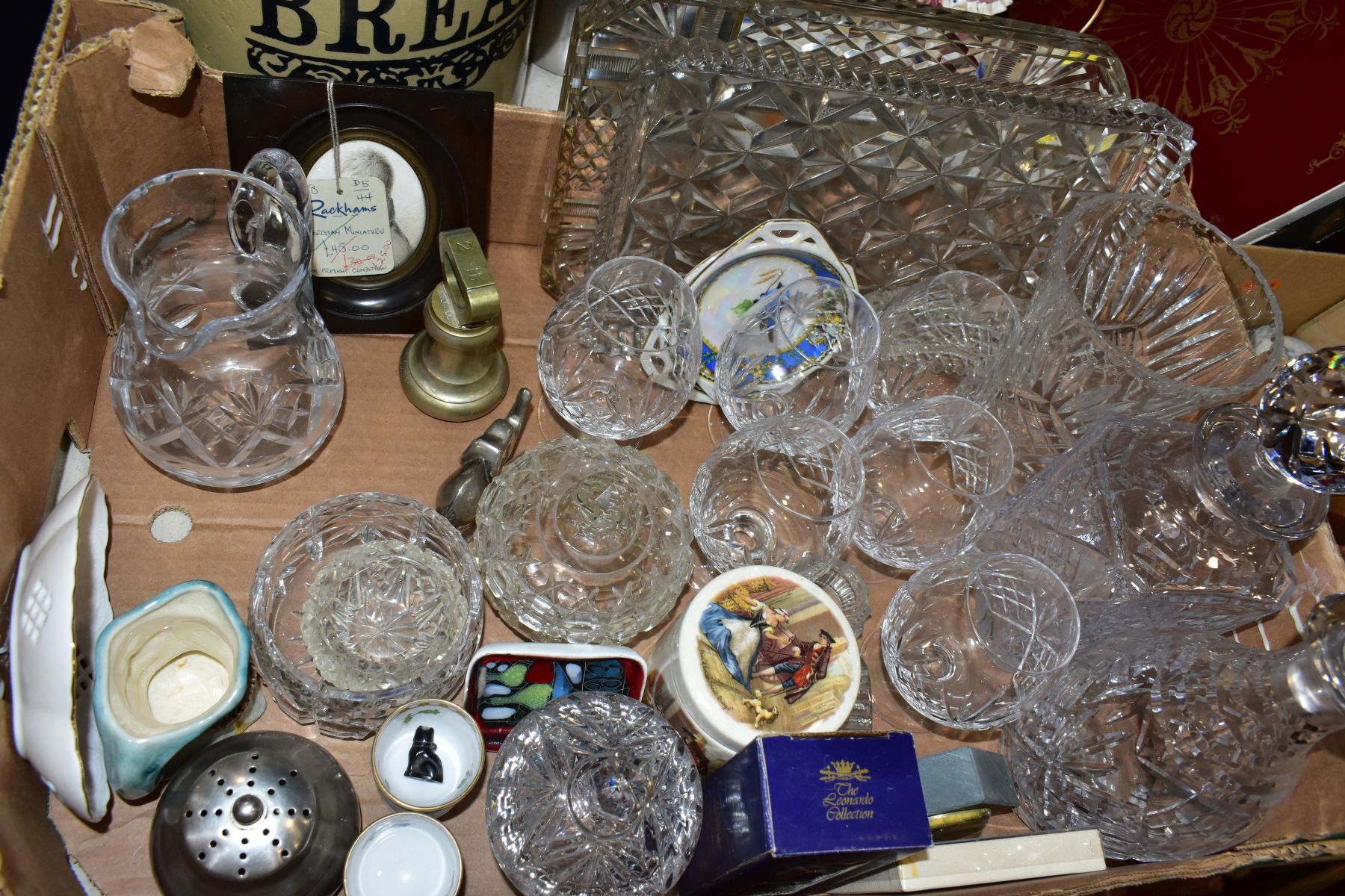 A BOX AND LOOSE SUNDRY ITEMS to include two cut glass decanters, no chips or cracks but some - Image 4 of 6