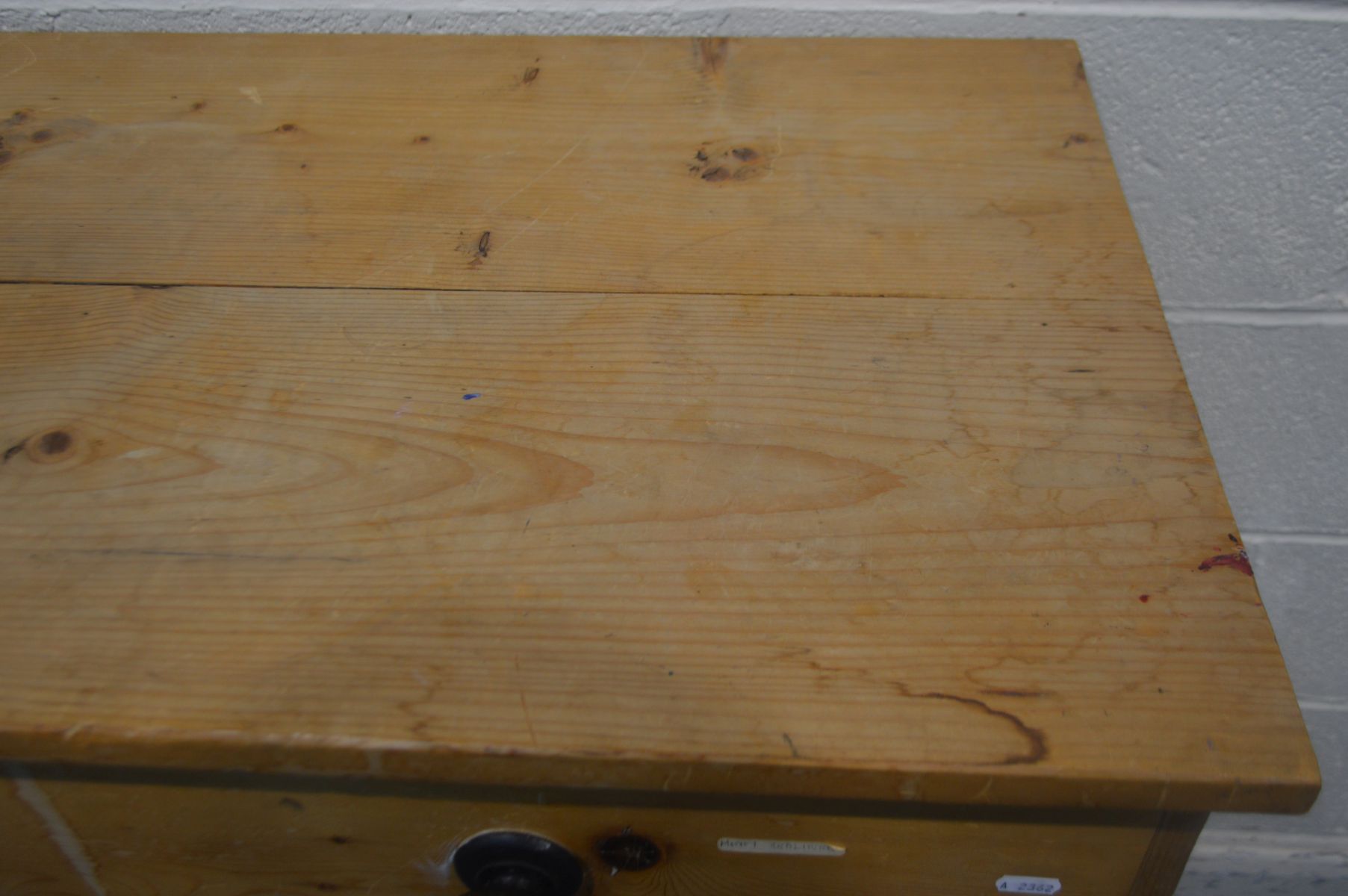 A VICTORIAN AND LATER PINE CHEST OF FOUR LONG GRADUATED DRAWERS, on baluster, width 107cm x depth - Image 4 of 5