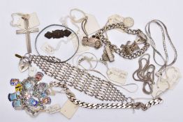 A SELECTION OF SILVER AND WHITE METAL JEWELLERY, to include a white metal charm bracelet