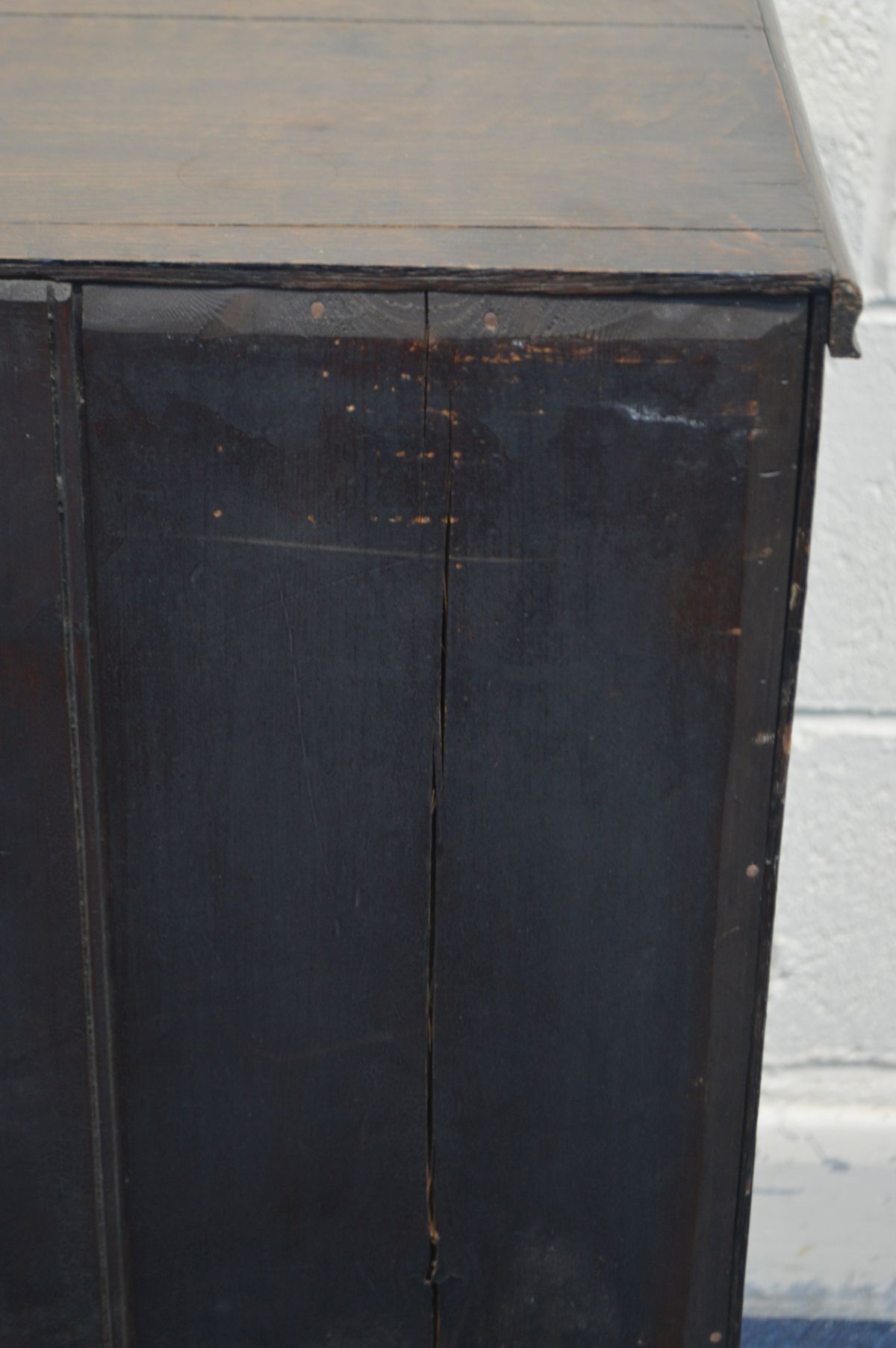 A GEORGIAN OAK CHEST OF TWO OVER THREE LONG GRADUATING DRAWERS, incorporating 20th century - Image 8 of 8