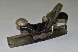 A STANLEY NO. 133 STEEL COMPASS SMOOTHING PLANE
