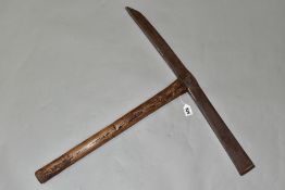 A VINTAGE TWYBILL, 27 inch in length, with a 21 inch handle and a 2½ inch edge