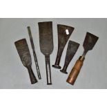 SIX VINTAGE SHIPWRIGHTS CALKING TOOLS OF VARIOUS SIZES AND DESIGNS (6)