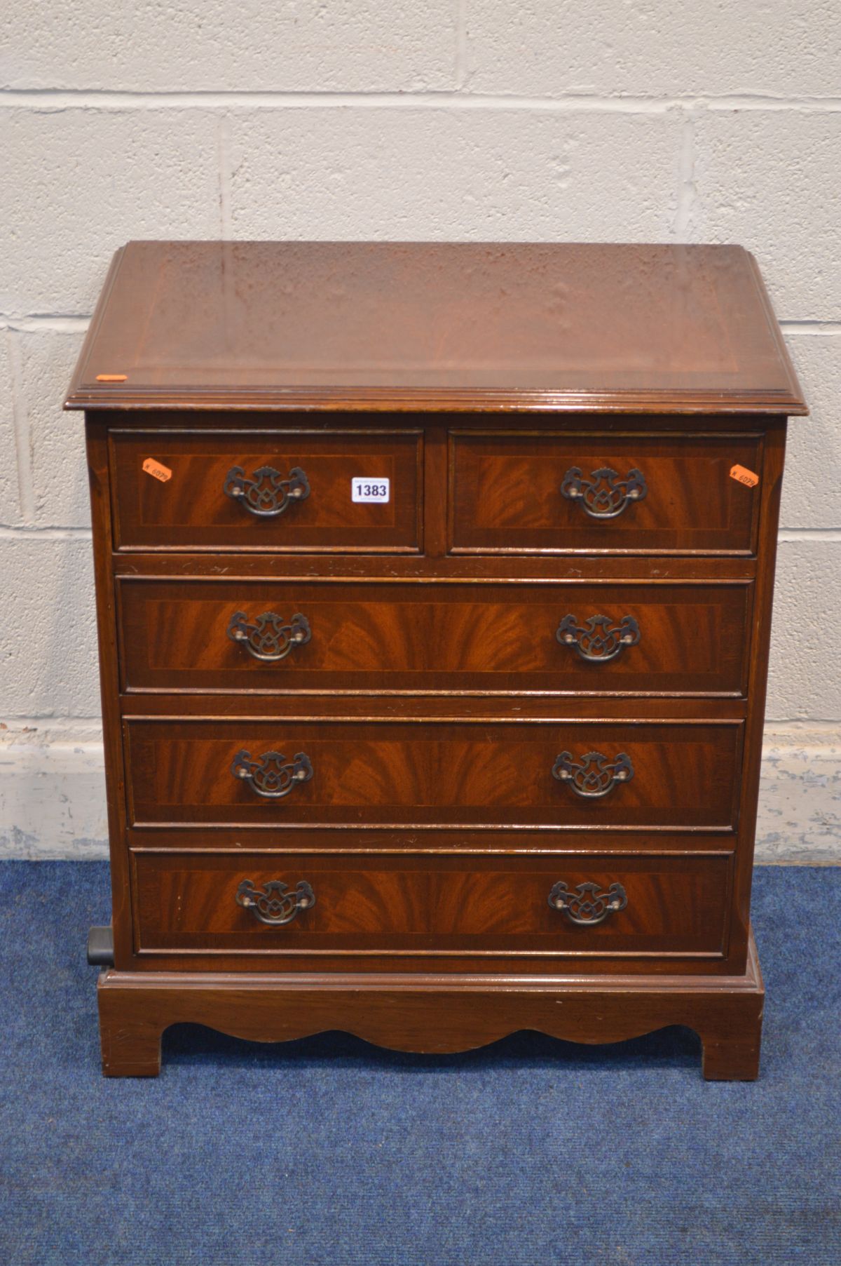 A SMALL MODERN MAHOGANY CHEST OF TWO SHORT OVER THREE LONG DRAWERS, width 63cm x depth 41cm x height