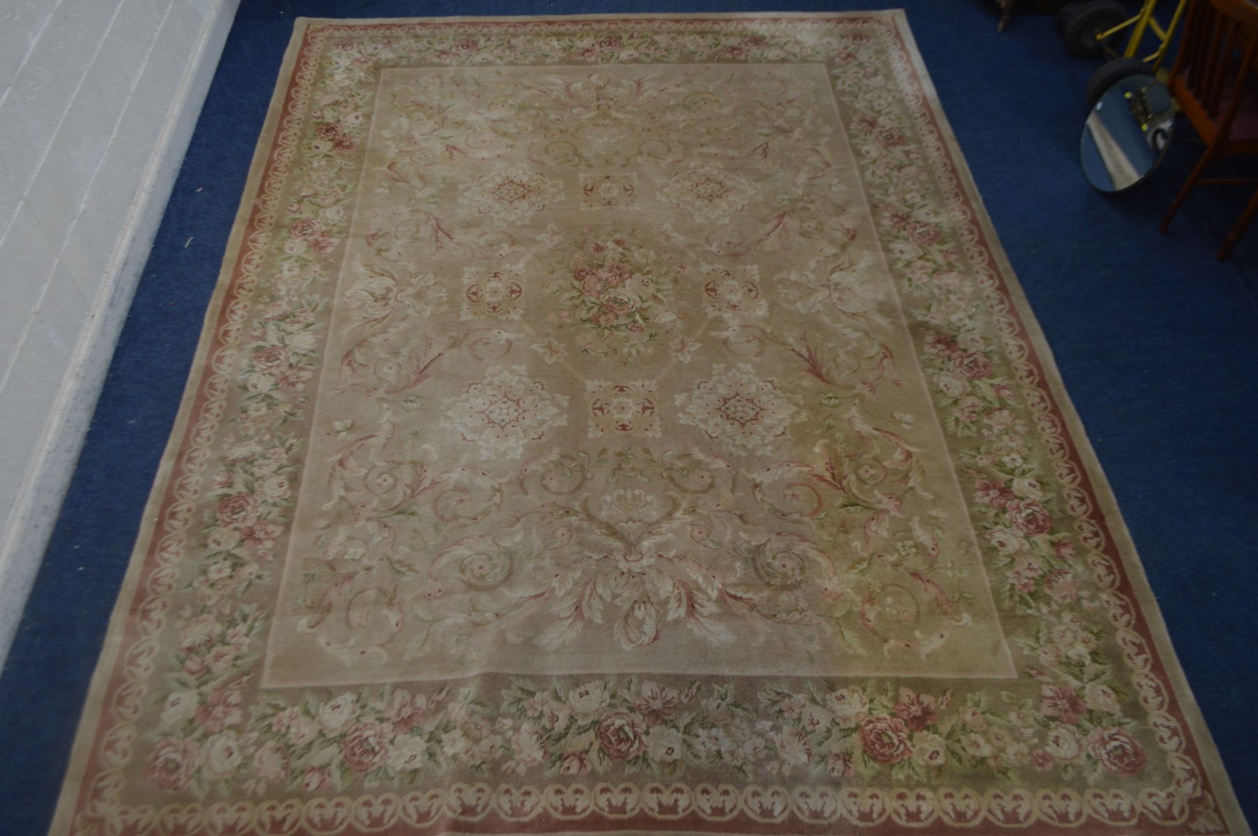 A BEIGE WOOLLEN FLORAL DESIGN CARPET SQUARE, 375cm x 280cm