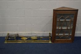 A QUANTITY OF BRASSWARE to include an extending fender, trivet, etc together with a pine glazed