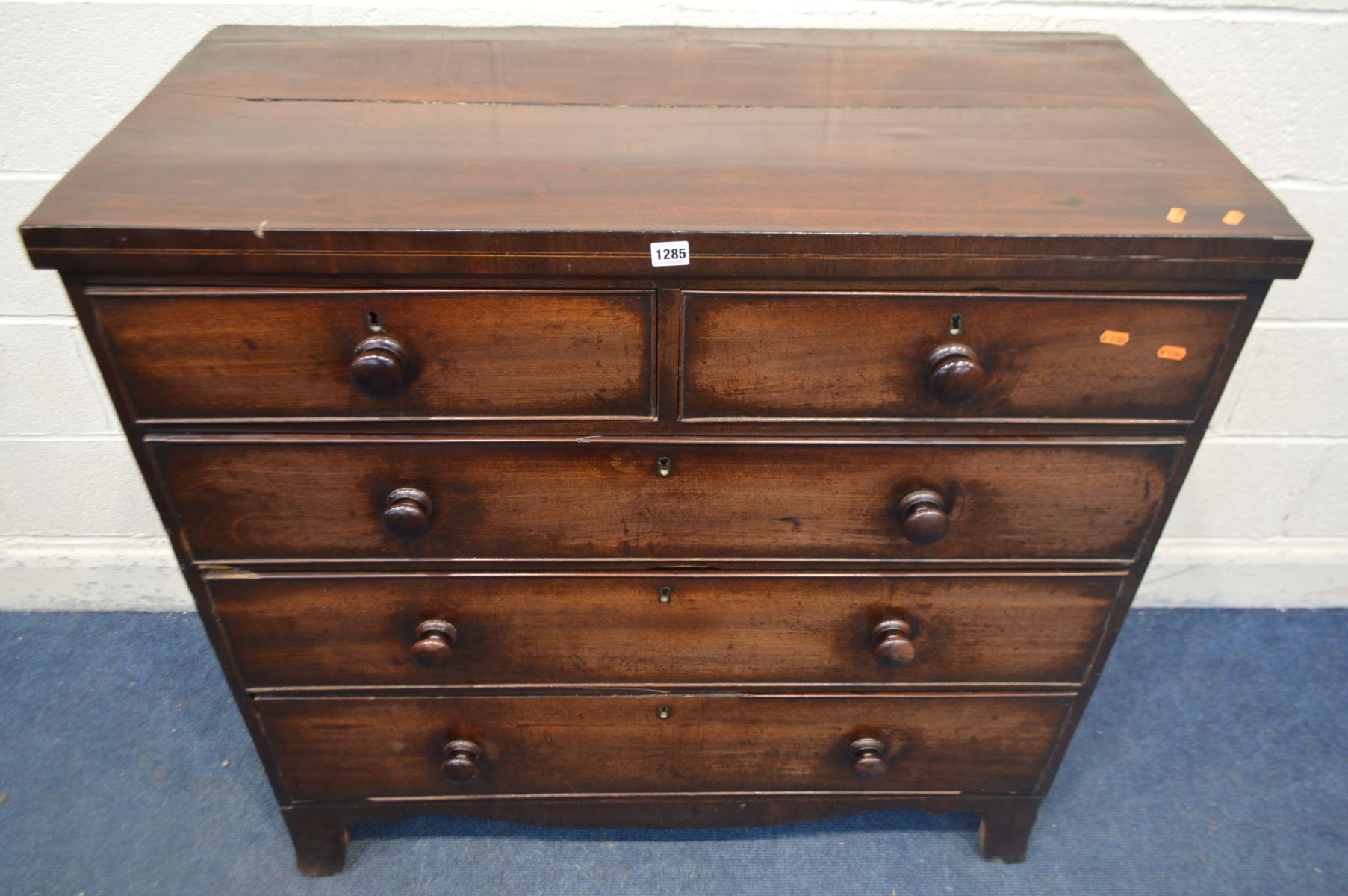 A GEORGIAN MAHOGANY CHEST OF TWO SHORT AND THREE LONG GRADUATED DRAWERS, with turned handles on - Image 2 of 9