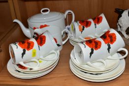 A WEDGWOOD SUSIE COOPER DESIGN 'CORNPOPPY' TEA SET, pattern no C2176, comprising tea pot, milk