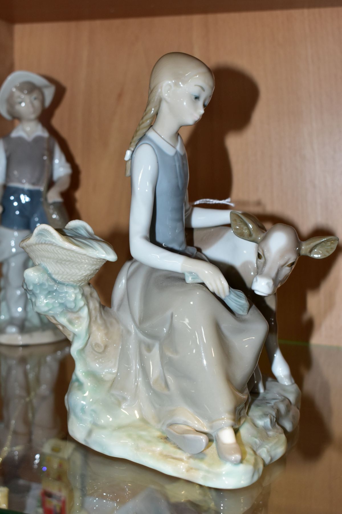 TWO LLADRO FIGURES/GROUP 'GIRL WITH CALF', No 4513, sculptor Fulgencio Garcia 1969, retired 1978, - Image 8 of 12