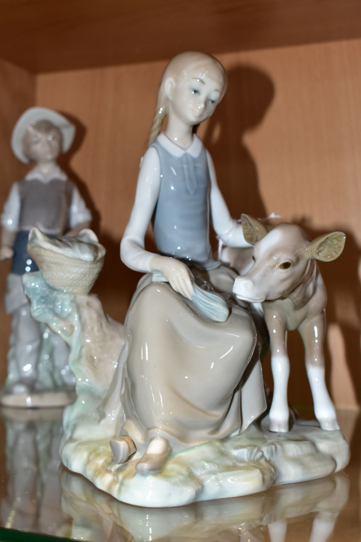 TWO LLADRO FIGURES/GROUP 'GIRL WITH CALF', No 4513, sculptor Fulgencio Garcia 1969, retired 1978, - Image 11 of 12