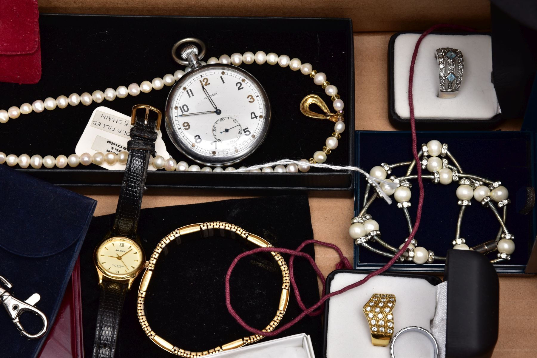 A BOX OF ASSORTED ITEMS, to include various costume jewellery pieces such as yellow and white - Image 2 of 11
