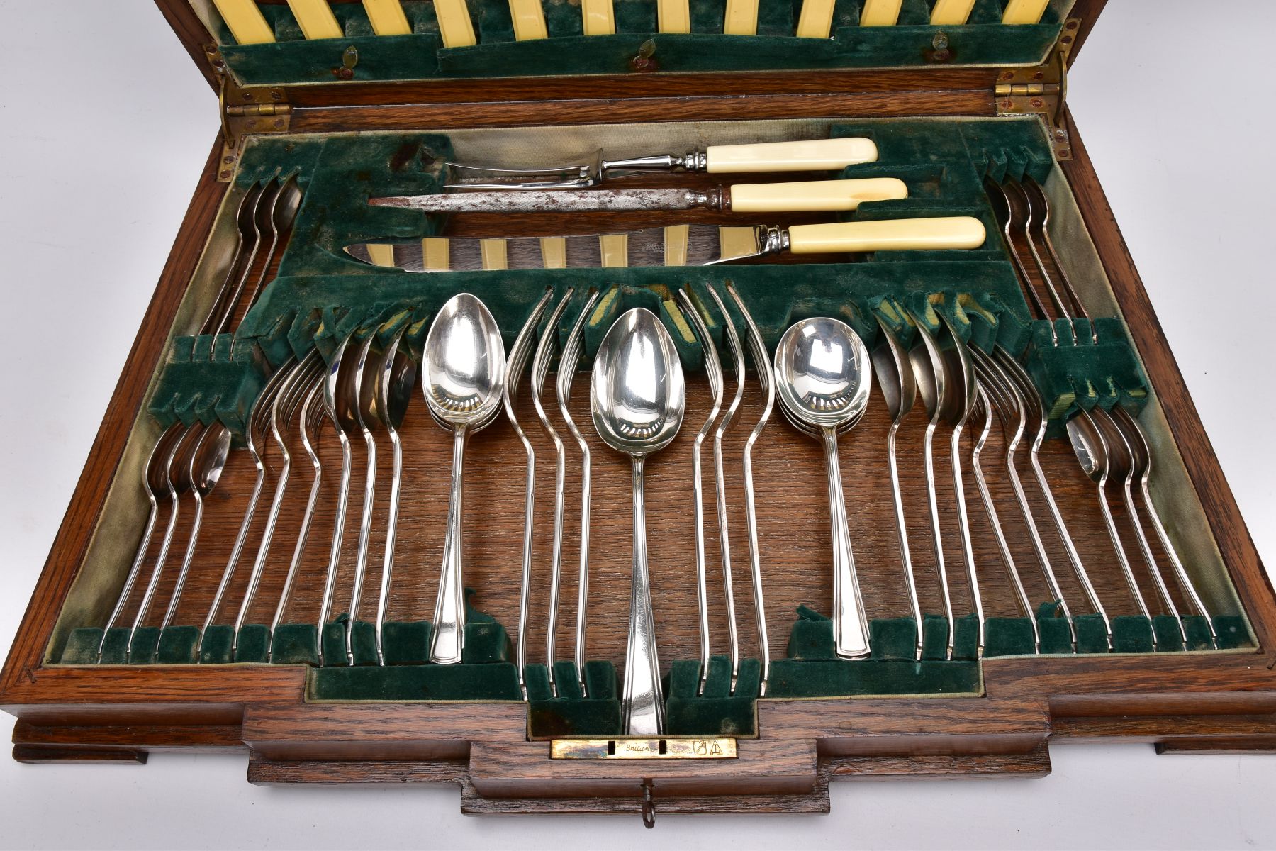 AN ART DECO OAK CASED CANTEEN OF SILVER PLATED CUTLERY, for six settings, ivorine handles, - Image 3 of 11