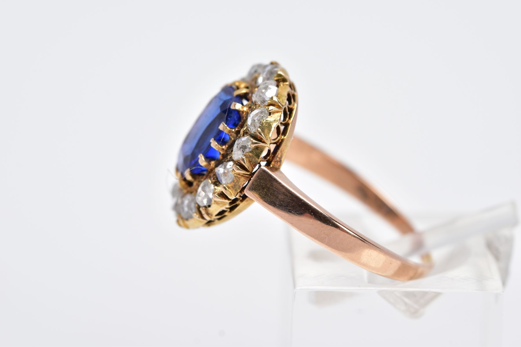 A GOLD ROSE CUT DIAMOND AND BLUE PASTE OVAL CLUSTER RING, estimated rose cut diamond weight 0. - Image 2 of 3