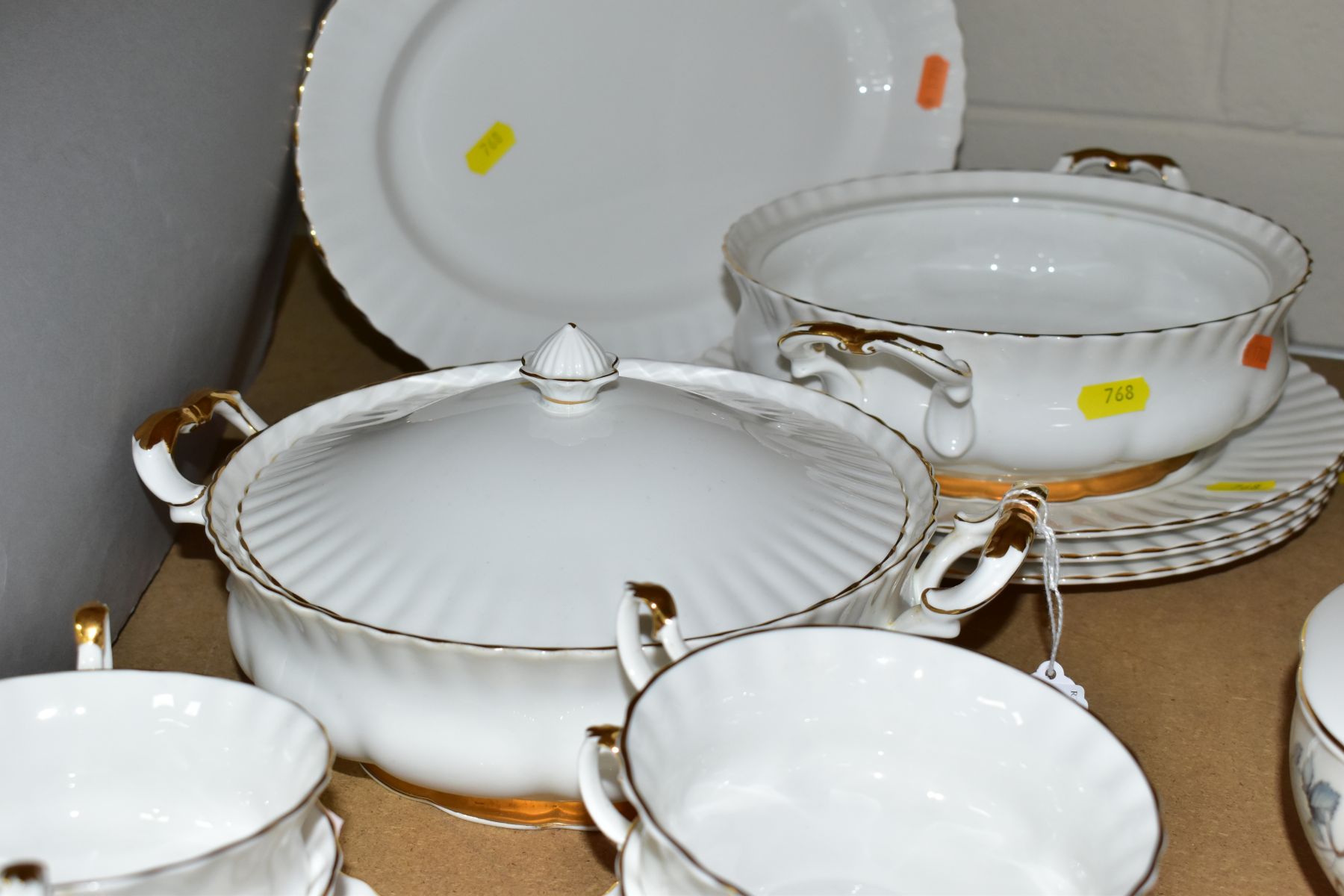 A ROYAL ALBERT VAL D'OR PART DINNER SERVICE, comprising seven soup bowls and six saucers, an oval - Image 2 of 7