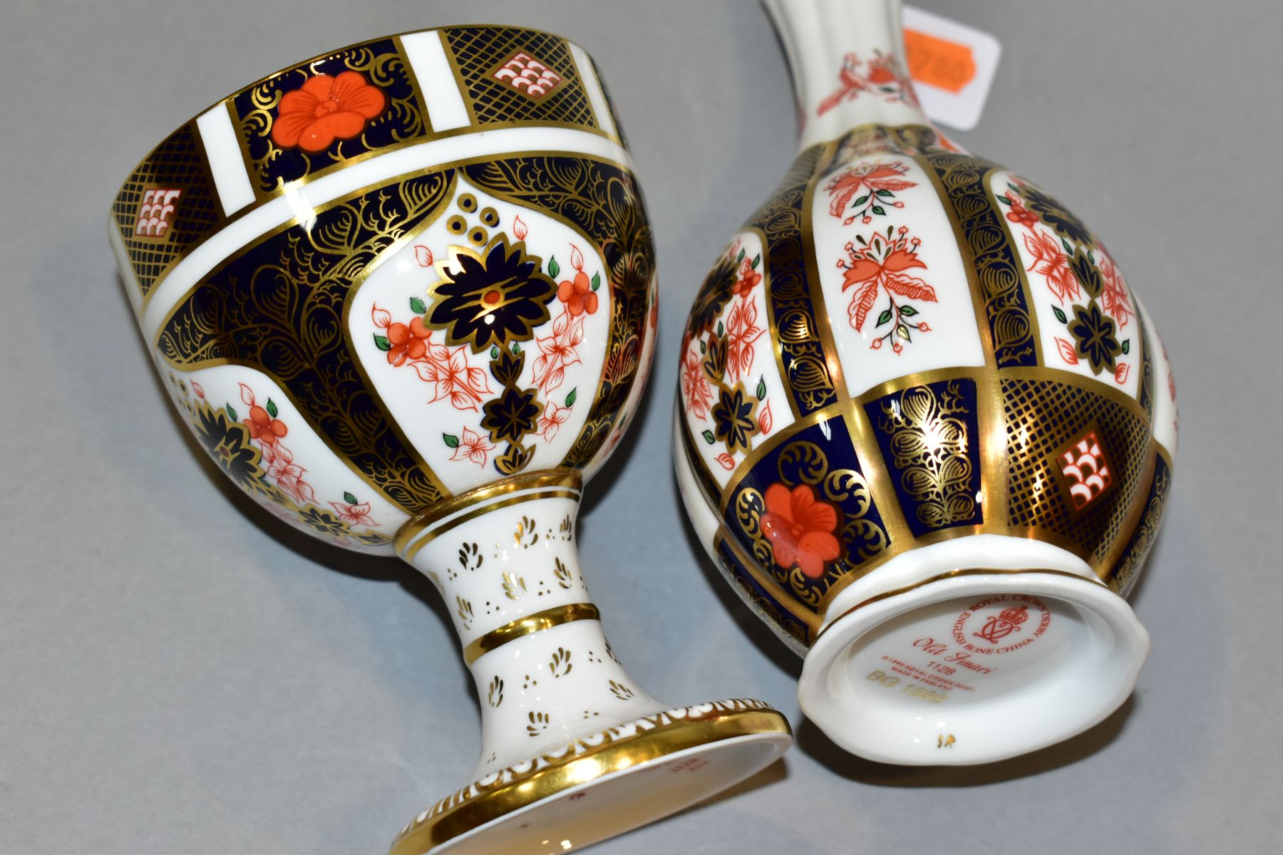 TWO ROYAL CROWN DERBY IMARI ITEMS, comprising 'Old Imari 1128' Orchid vase, printed factory mark and - Image 8 of 8