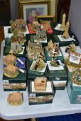 NINETEEN LILLIPUT LANE SCULPTURES FROM THE VISITORS CENTRE/RETAILER/MISCELLANEOUS, all boxed but