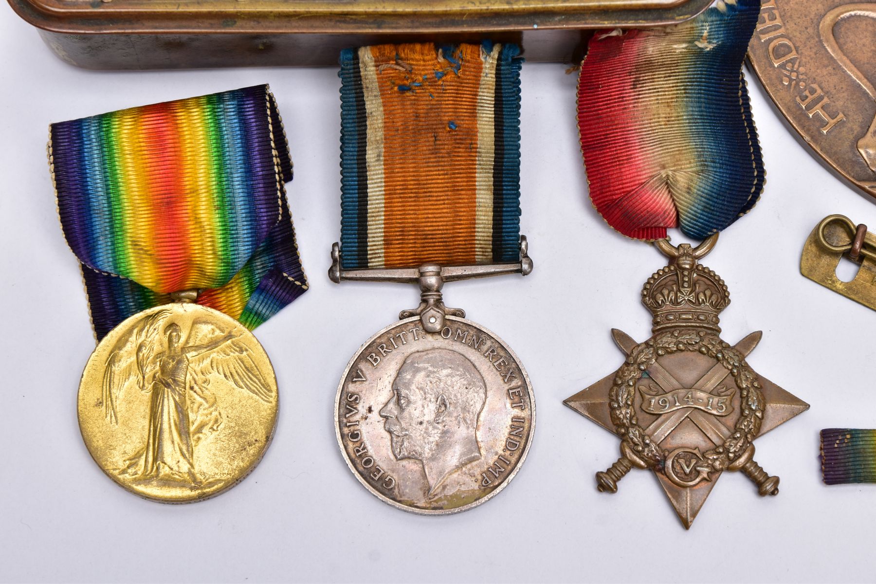 A GROUP OF WWI 1914-15 STAR BRITISH WAR AND VICTORY MEDALS, named to 8870 Pte. W.Dobson (4-8870) - Image 2 of 6