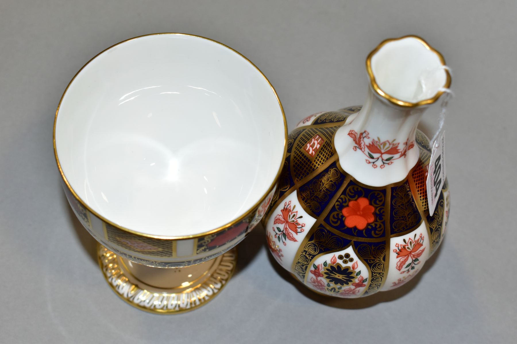 TWO ROYAL CROWN DERBY IMARI ITEMS, comprising 'Old Imari 1128' Orchid vase, printed factory mark and - Image 6 of 8