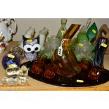 ASSORTED GLASS ITEMS, to include amber and black Art Deco liqueur set, chips to stopper, green Art