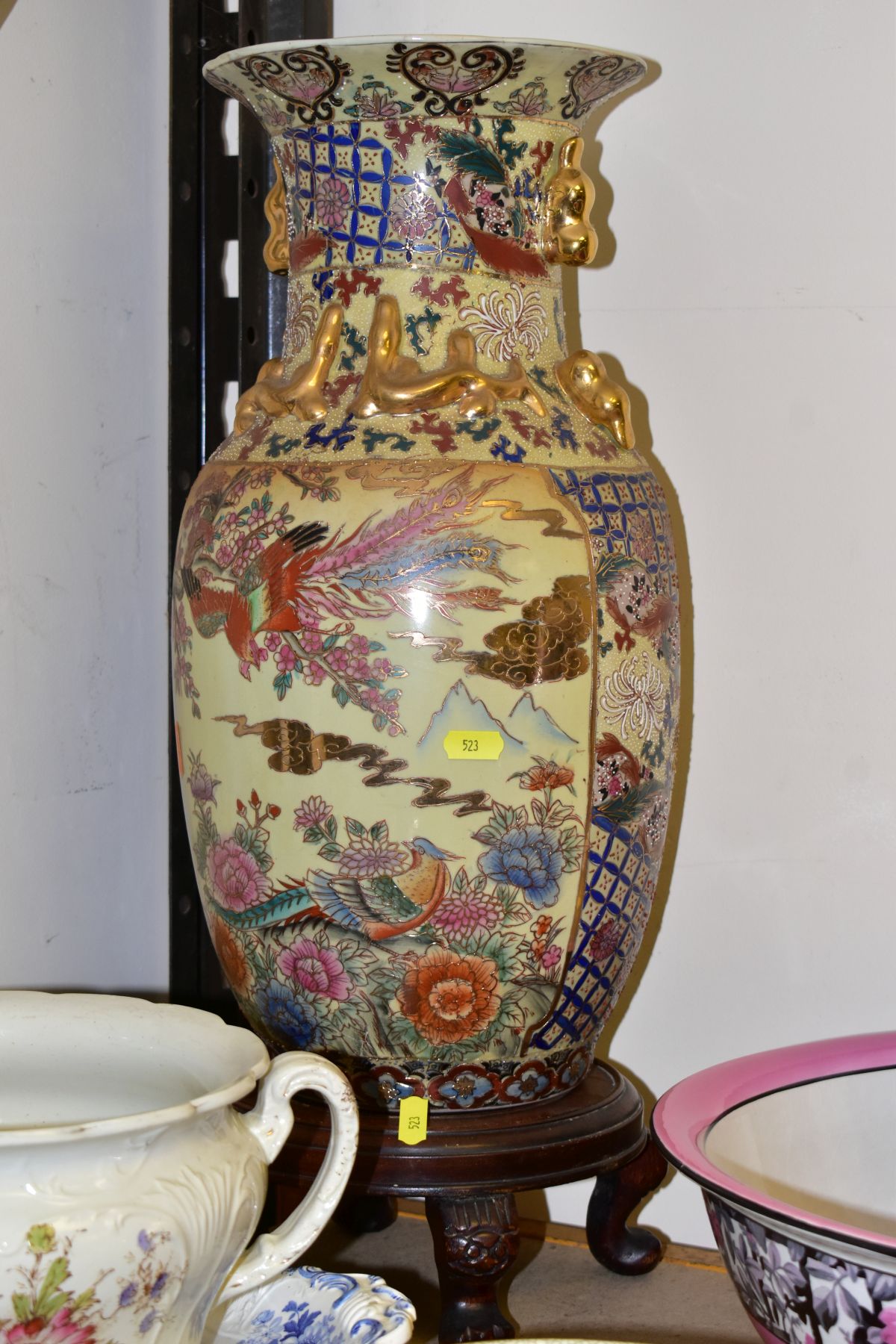 ASSORTED CERAMICS, comprising Victoria Ware Ironstone wash basin and jug, Wilkinson Royal - Image 5 of 8