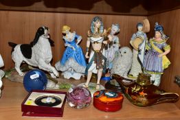 A GROUP OF CERAMICS, etc, to include a Carlton Ware Aladdin's lamp table lighter in Rouge Royale,