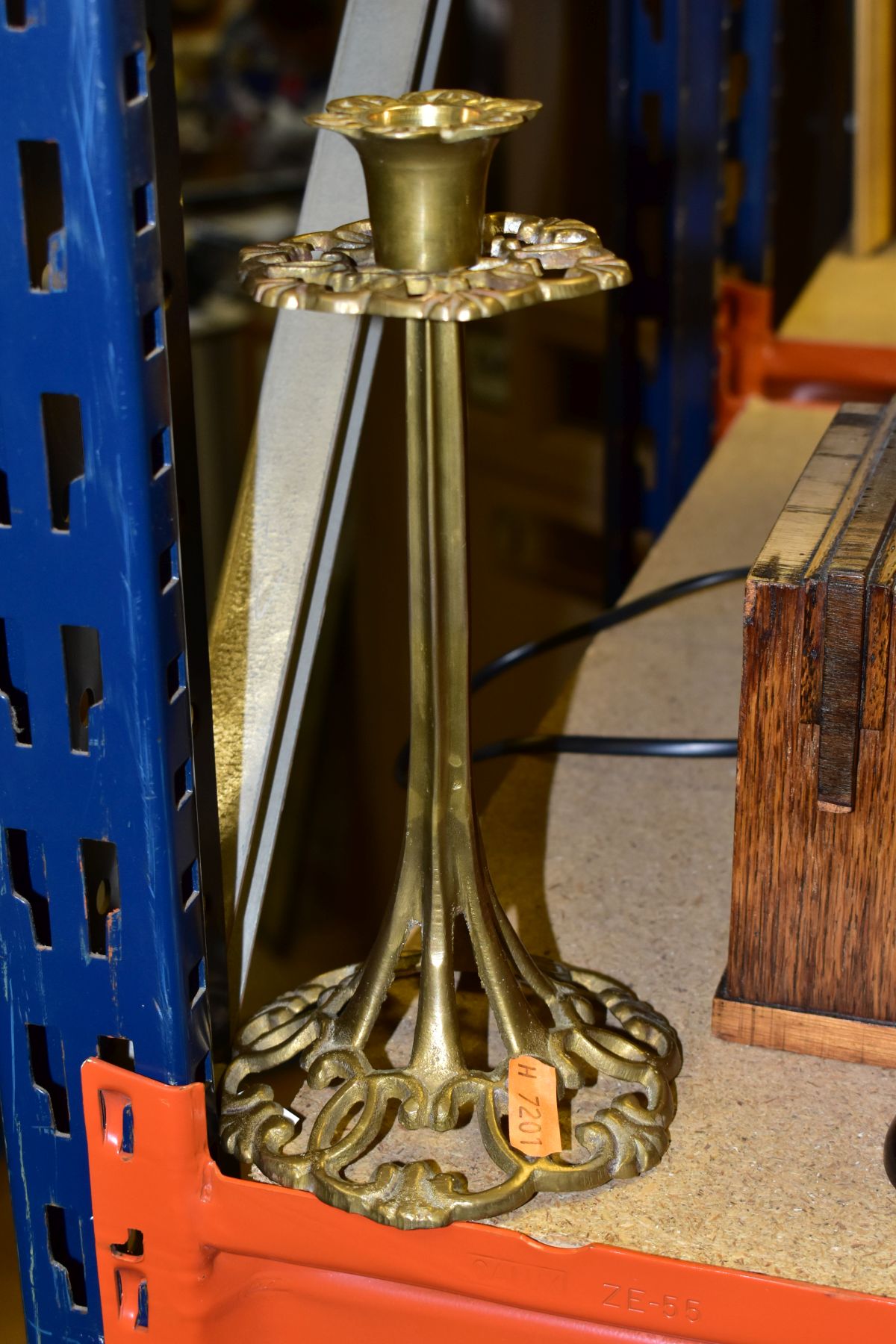 AN OAK CASED DOME TOP WHITTINGTON CHIME MANTEL CLOCK, with pendulum and key, movement overwound, - Image 5 of 8