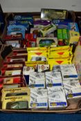 A QUANTITY OF ASSORTED BOXED MODERN DIECAST VEHICLES, Matchbox 'Models of Yesteryear' to include