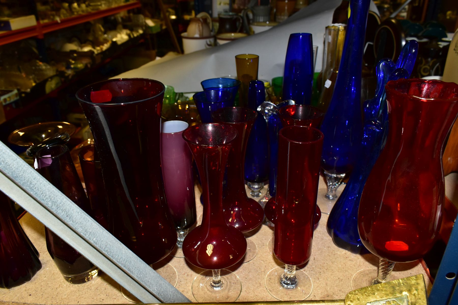 A QUANTITY OF COLOURED GLASS, to include controlled bubble bud vases, Chance handkerchief vase, - Image 10 of 10