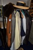 MENS CLOTHING, ETC, to include an Orvis fly fishing gillet with tags attached, size XL, Magee