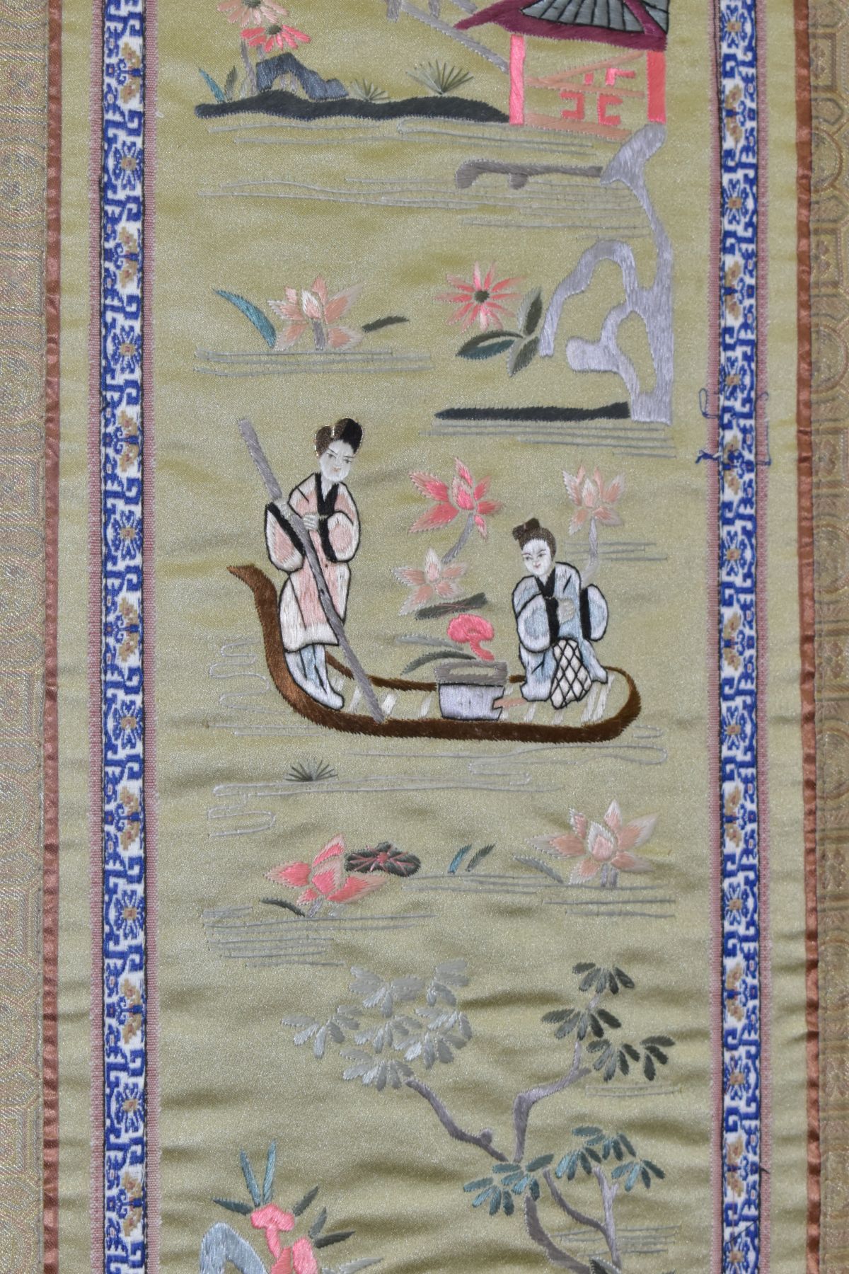 CHINESE PICTURES, to include two modern paintings on silk depicting birds and foliage, a silk - Image 6 of 7