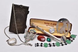 A BAG OF ASSORTED SILVER AND WHITE METAL ITEMS, to include a silver propelling pencil, plain