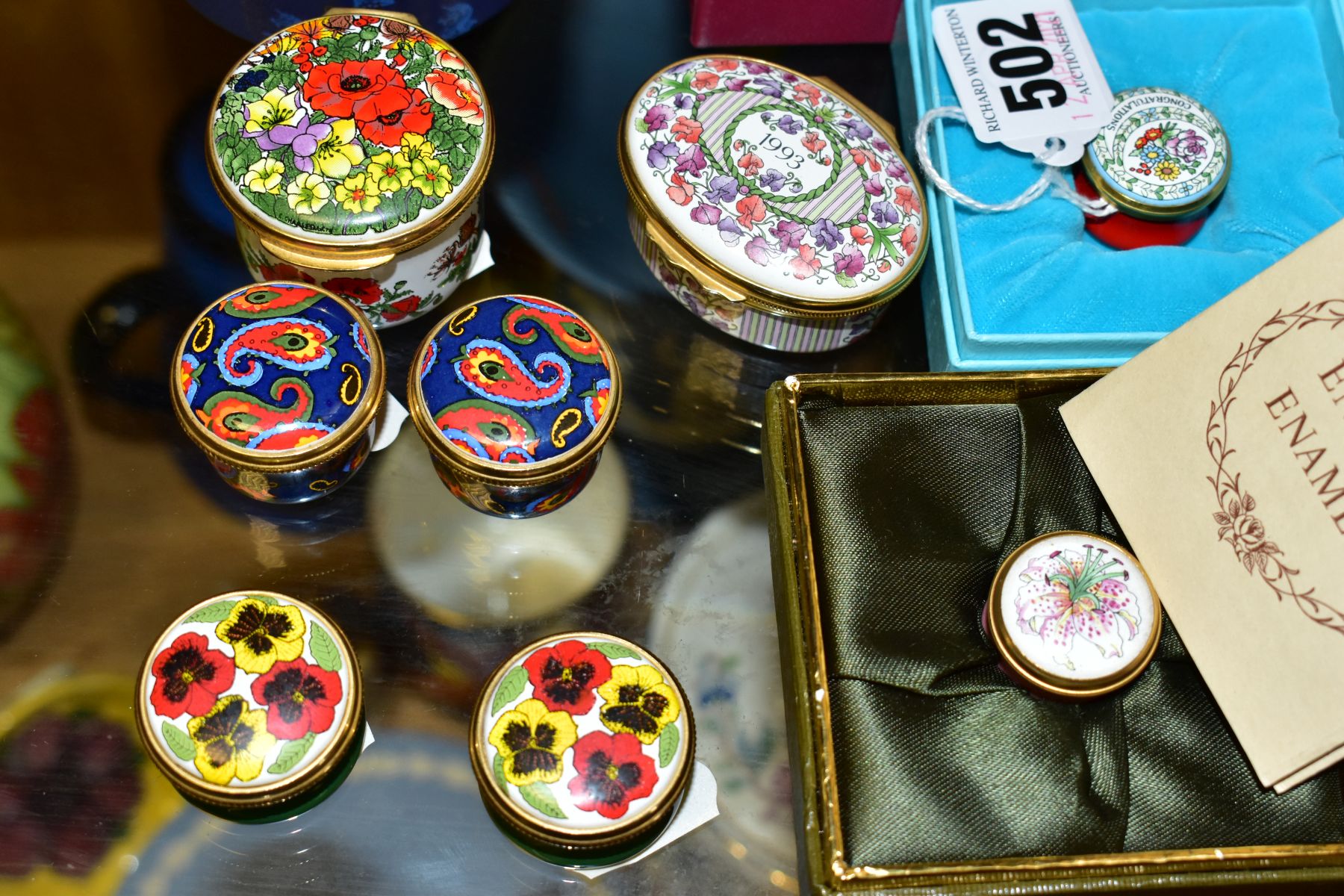 A GROUP OF ENAMEL BOXES, some boxed , comprising Halcyon Days, 'Congratulations' (boxed) and '1993 a - Image 2 of 6