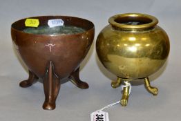 AN ARTS AND CRAFTS PLANISHED COPPER BOWL INLAID WITH SILVER THISTLES AND THISTLEDOWN, on a triform