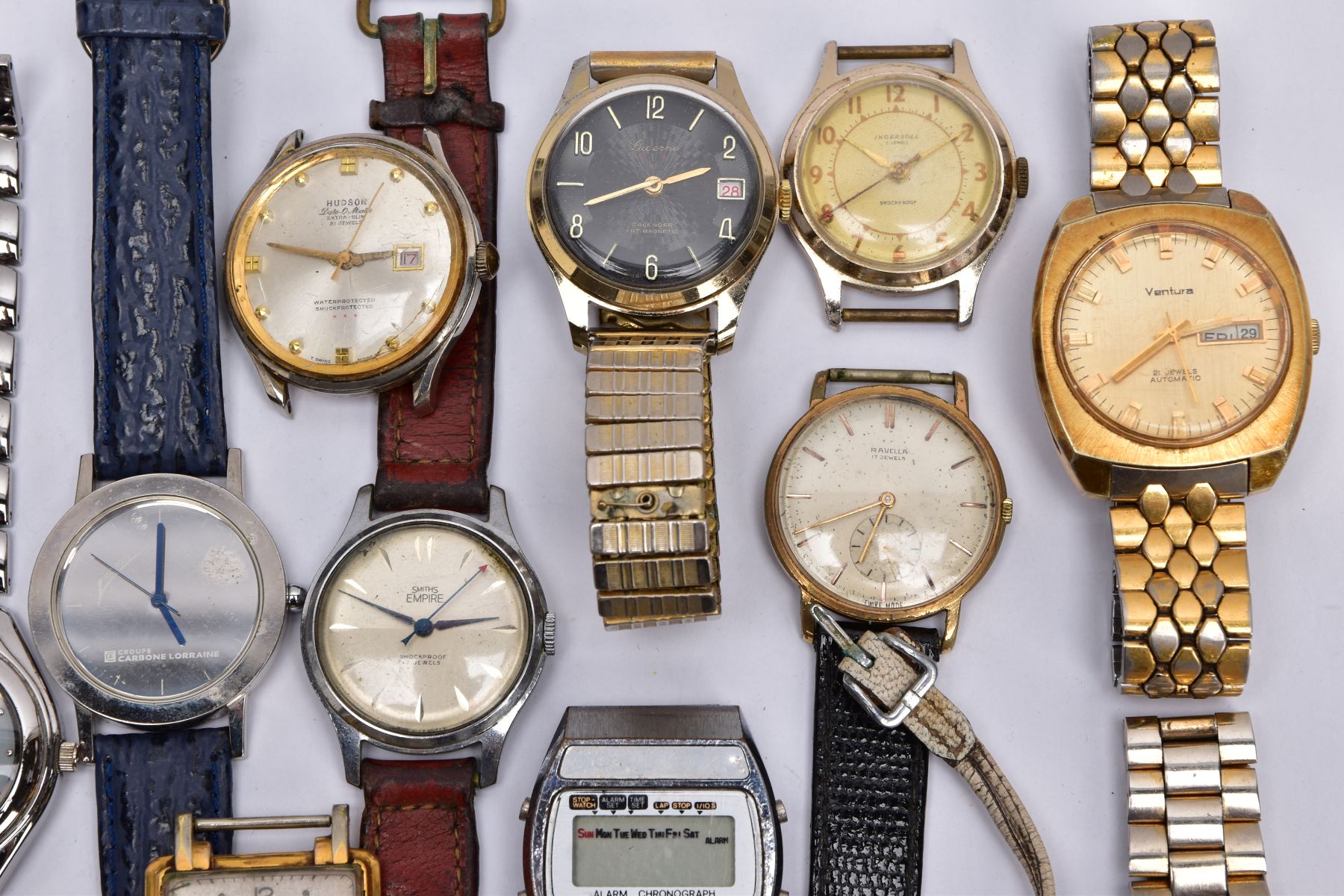 A BOX OF ASSORTED WRISTWATCHES, to include watches such as a 'Ventura' with a round gold tone dial - Image 3 of 5