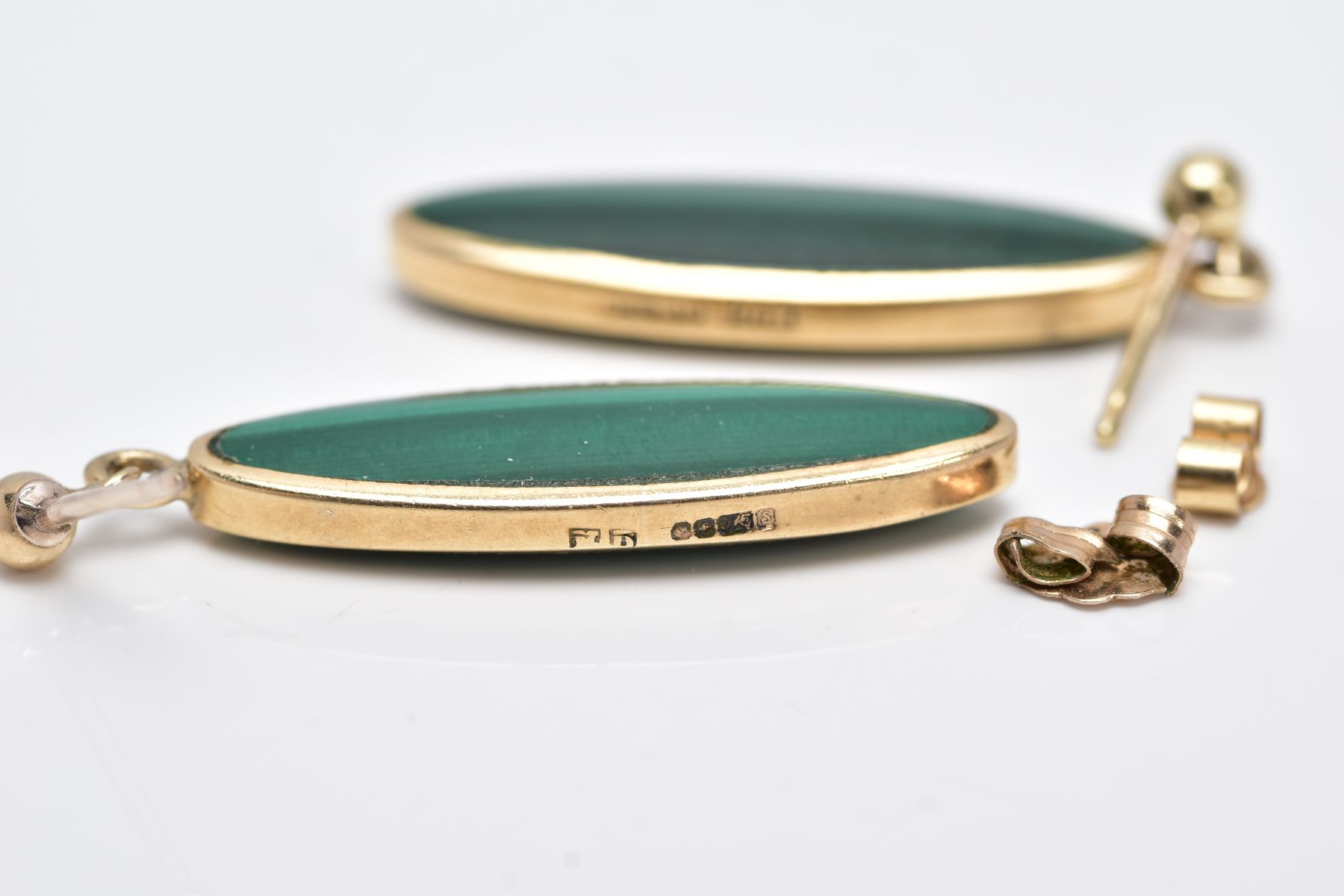A PAIR OF 9CT GOLD, MALACHITE DROP EARRINGS, each designed with an oval shaped malachite drop within - Image 3 of 3