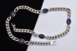 A WHITE METAL, SODALITE CABOCHON NECKLET, curb link chain set with five sodalite cabochons each