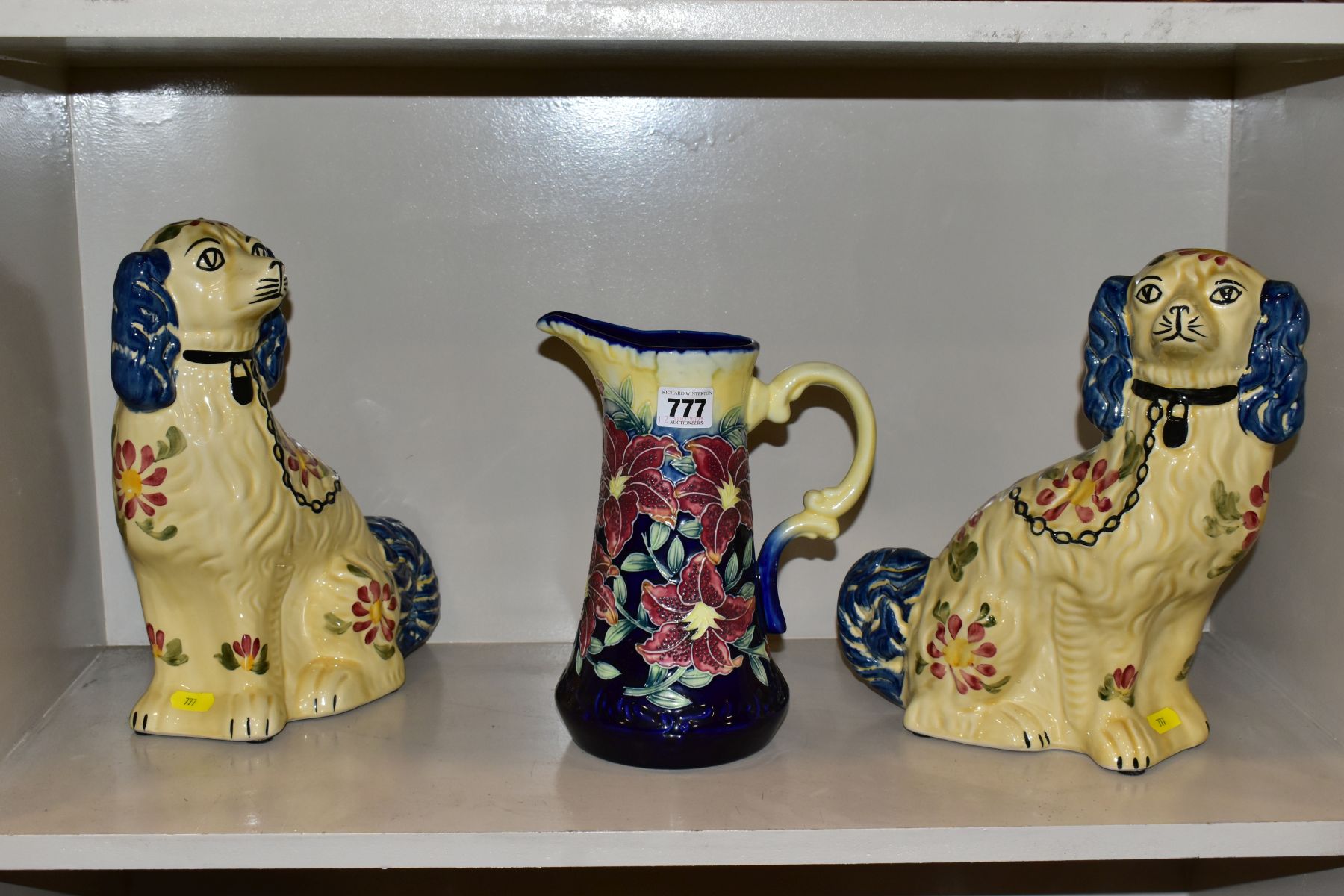 MODERN STAFFORDSHIRE CERAMICS, comprising a pair of Staffordshire dogs by Siltone Pottery,