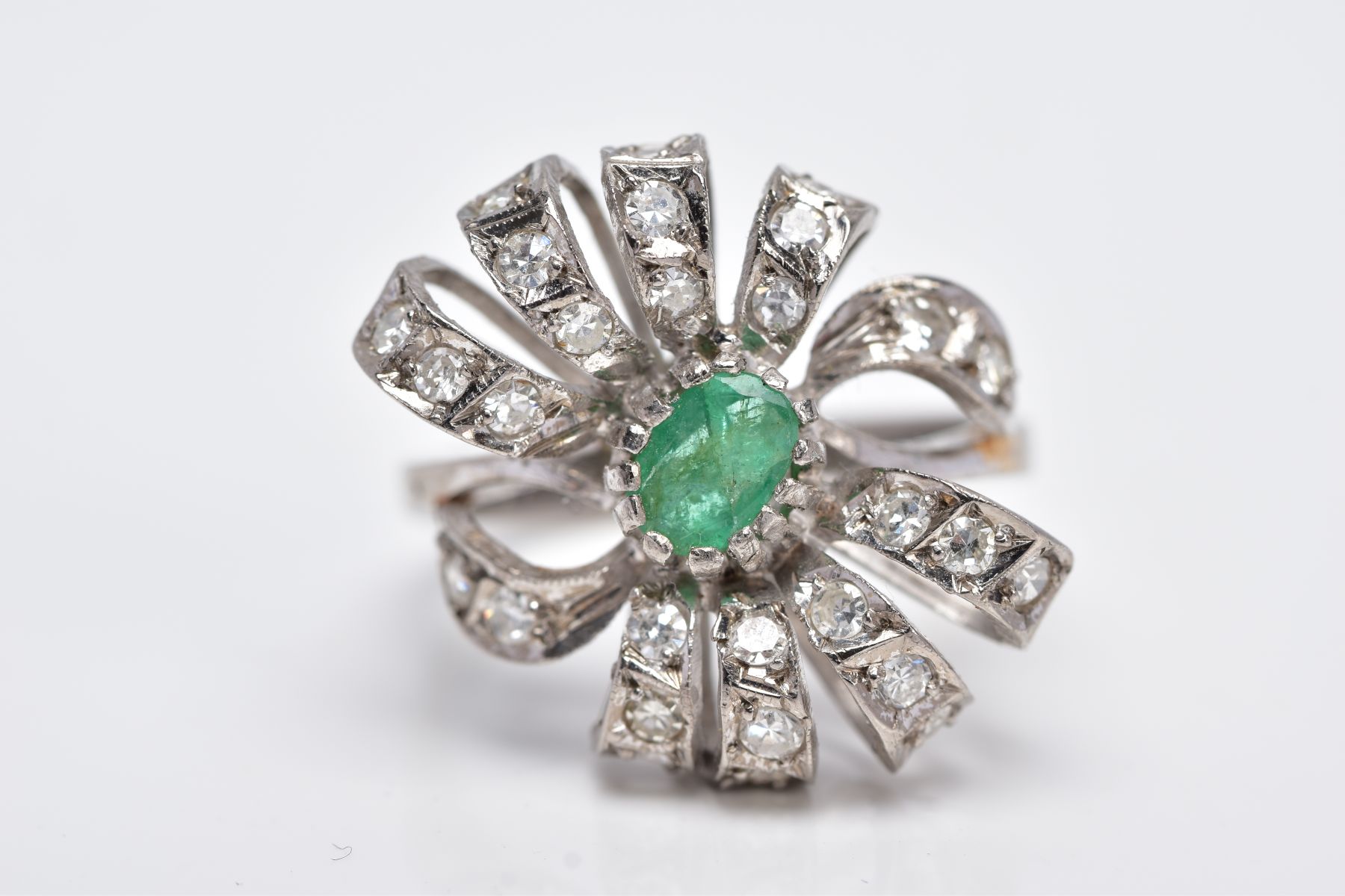 A WHITE METAL EMERALD AND DIAMOND RING, set with a central oval cut emerald (internal fracture - Image 6 of 6